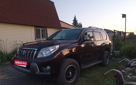 Toyota Land Cruiser Prado 150 рестайлинг 2, 2010 год, 3 200 000 рублей, 4 фотография