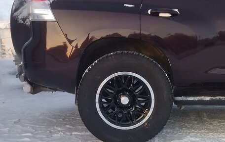 Toyota Land Cruiser Prado 150 рестайлинг 2, 2010 год, 3 200 000 рублей, 23 фотография