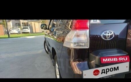 Toyota Land Cruiser Prado 150 рестайлинг 2, 2010 год, 3 200 000 рублей, 13 фотография