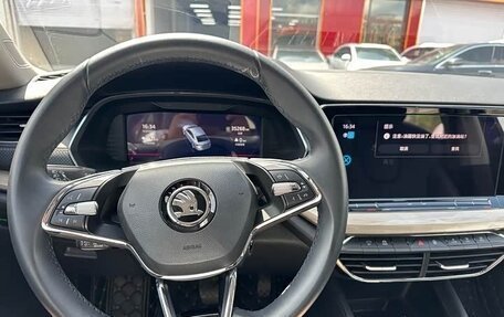 Skoda Octavia IV, 2021 год, 1 676 000 рублей, 7 фотография