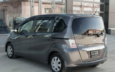 Honda Freed I, 2014 год, 1 220 000 рублей, 7 фотография