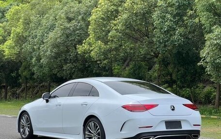 Mercedes-Benz CLS, 2022 год, 4 180 000 рублей, 2 фотография