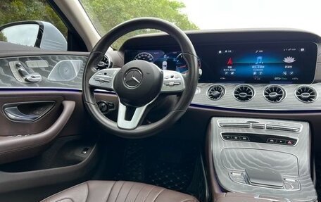 Mercedes-Benz CLS, 2022 год, 4 180 000 рублей, 6 фотография