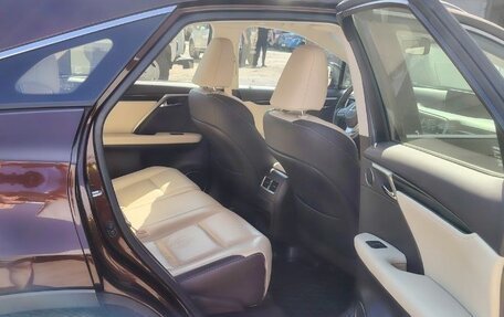 Lexus RX IV рестайлинг, 2017 год, 5 500 000 рублей, 6 фотография