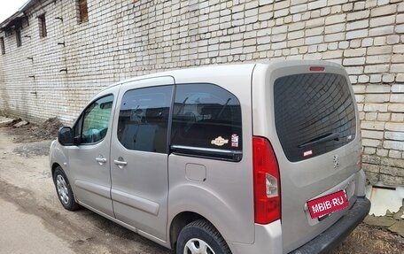 Peugeot Partner II рестайлинг 2, 2010 год, 780 000 рублей, 4 фотография