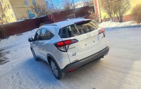 Honda Vezel, 2014 год, 1 600 000 рублей, 3 фотография