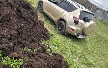 Toyota RAV4, 2011 год, 1 310 000 рублей, 12 фотография