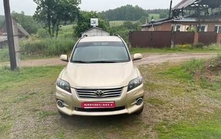 Toyota RAV4, 2011 год, 1 310 000 рублей, 2 фотография
