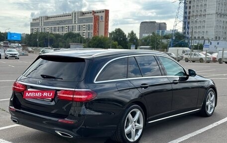 Mercedes-Benz E-Класс, 2018 год, 2 850 000 рублей, 5 фотография