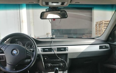 BMW 3 серия, 2005 год, 790 000 рублей, 11 фотография