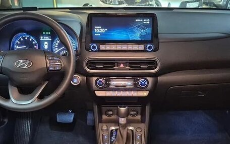 Hyundai Kona I, 2021 год, 1 997 000 рублей, 6 фотография