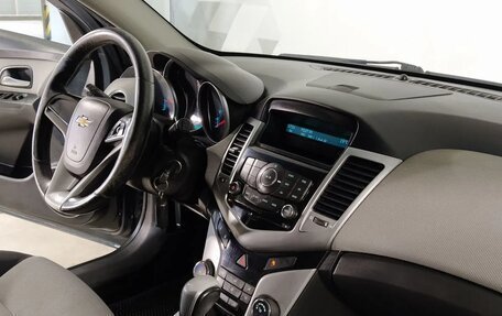 Chevrolet Cruze II, 2012 год, 749 000 рублей, 8 фотография