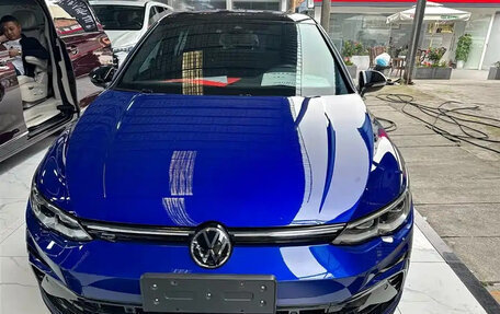 Volkswagen Golf VIII, 2021 год, 1 410 027 рублей, 2 фотография