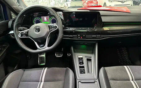 Volkswagen Golf VIII, 2021 год, 1 410 027 рублей, 14 фотография