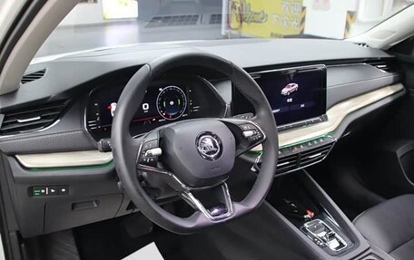 Skoda Octavia IV, 2021 год, 1 893 000 рублей, 8 фотография