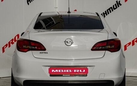 Opel Astra J, 2013 год, 780 000 рублей, 6 фотография