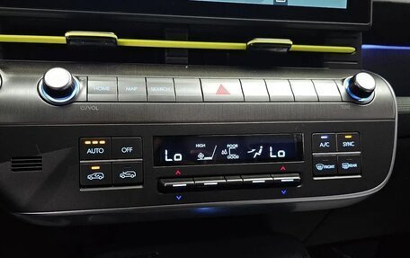 Hyundai Kona, 2025 год, 3 000 000 рублей, 13 фотография