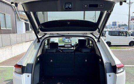 Honda Vezel, 2022 год, 1 650 888 рублей, 8 фотография