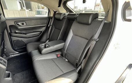 Honda Vezel, 2022 год, 1 650 888 рублей, 16 фотография