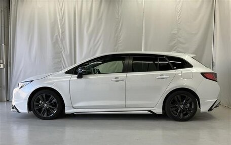 Toyota Corolla, 2022 год, 1 900 000 рублей, 5 фотография
