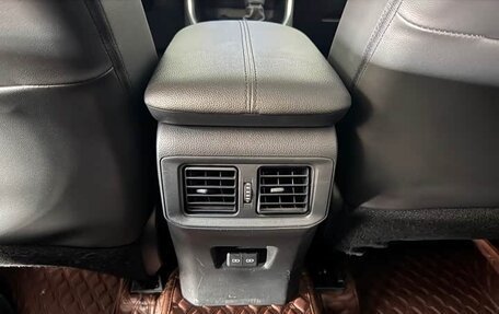 Toyota RAV4, 2022 год, 1 830 000 рублей, 15 фотография