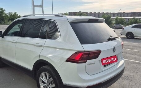 Volkswagen Tiguan II, 2017 год, 2 500 000 рублей, 4 фотография