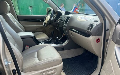 Toyota Land Cruiser Prado 120 рестайлинг, 2007 год, 3 200 000 рублей, 4 фотография