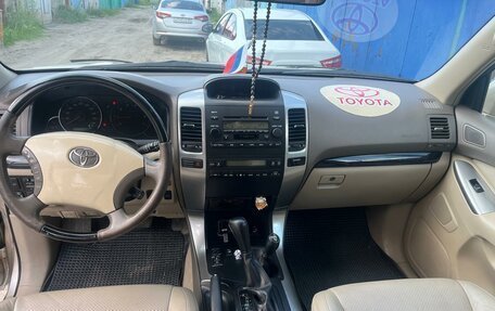 Toyota Land Cruiser Prado 120 рестайлинг, 2007 год, 3 200 000 рублей, 11 фотография