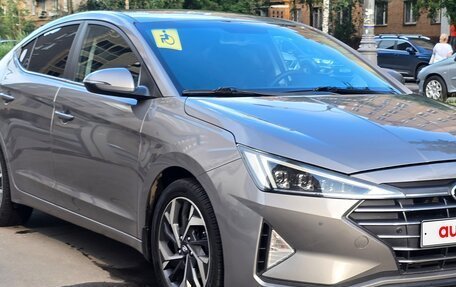 Hyundai Elantra VI рестайлинг, 2019 год, 1 800 000 рублей, 3 фотография