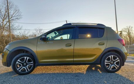 Renault Sandero II рестайлинг, 2015 год, 890 000 рублей, 2 фотография
