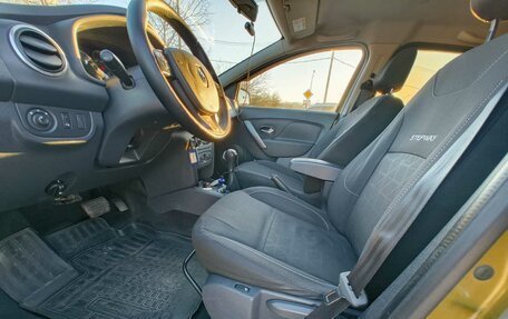 Renault Sandero II рестайлинг, 2015 год, 890 000 рублей, 11 фотография