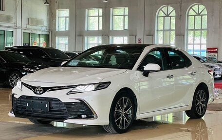 Toyota Camry, 2021 год, 3 180 000 рублей, 1 фотография