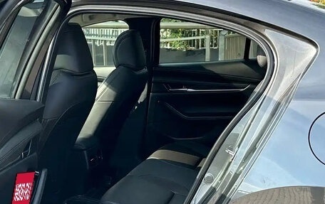 Mazda 3, 2021 год, 1 500 000 рублей, 7 фотография