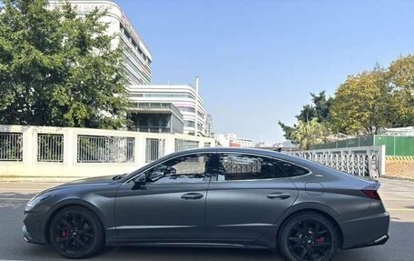Hyundai Sonata VIII, 2022 год, 1 990 000 рублей, 3 фотография