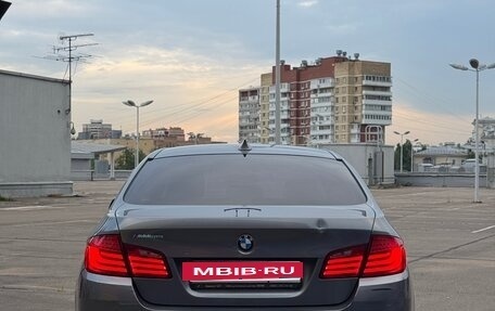 BMW 5 серия, 2011 год, 1 600 000 рублей, 3 фотография