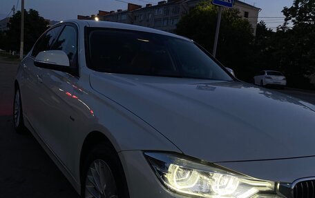 BMW 3 серия, 2018 год, 1 850 000 рублей, 11 фотография