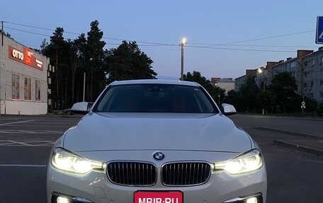 BMW 3 серия, 2018 год, 1 850 000 рублей, 2 фотография
