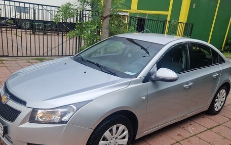 Chevrolet Cruze II, 2011 год, 410 000 рублей, 3 фотография