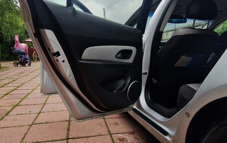 Chevrolet Cruze II, 2011 год, 410 000 рублей, 5 фотография