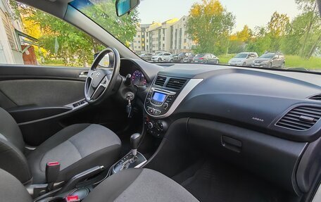 Hyundai Solaris II рестайлинг, 2014 год, 980 000 рублей, 10 фотография