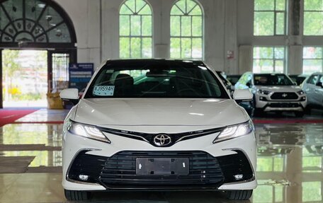 Toyota Camry, 2021 год, 3 180 000 рублей, 3 фотография