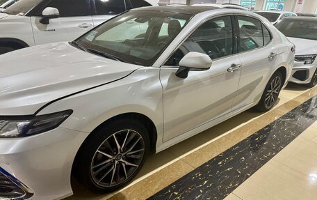 Toyota Camry, 2021 год, 3 180 000 рублей, 7 фотография