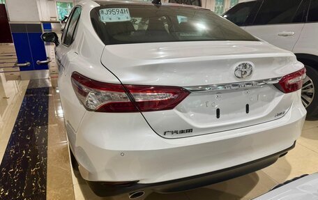 Toyota Camry, 2021 год, 3 180 000 рублей, 11 фотография