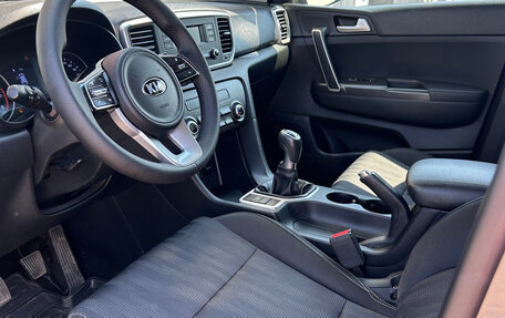 KIA Sportage IV рестайлинг, 2019 год, 1 890 000 рублей, 9 фотография