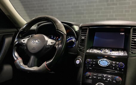 Infiniti FX II, 2012 год, 1 200 000 рублей, 13 фотография