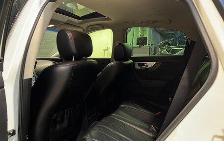 Infiniti FX II, 2012 год, 1 200 000 рублей, 17 фотография
