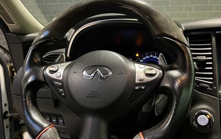 Infiniti FX II, 2012 год, 1 200 000 рублей, 29 фотография