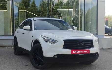 Infiniti QX70, 2016 год, 2 280 000 рублей, 3 фотография