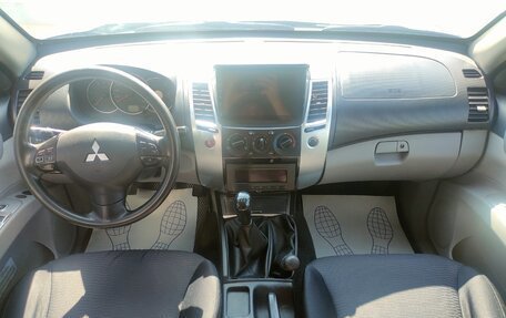 Mitsubishi Pajero Sport II рестайлинг, 2012 год, 1 455 000 рублей, 8 фотография