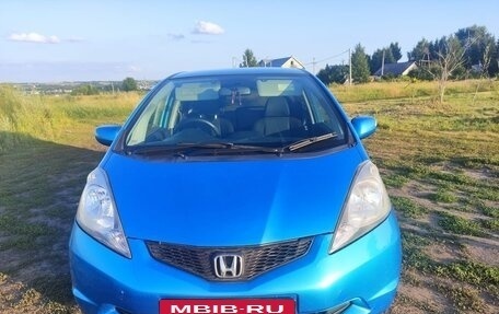 Honda Fit III, 2009 год, 720 000 рублей, 5 фотография